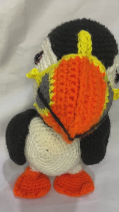 MEGA ARCTIC BUNDLE: 3 CROCHET PATTERNS: PUFFIN, POLAR BEAR AND SEAL + EBOOK Your Passport to Crochet: A Beginner’s Journey with Around the World Patterns